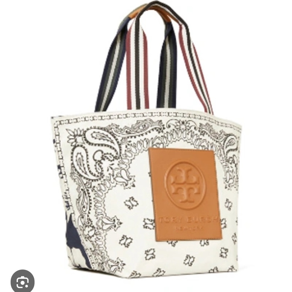 Tory Burch Gracie Printed Canvas Tote Bag.  Reversible.  New.